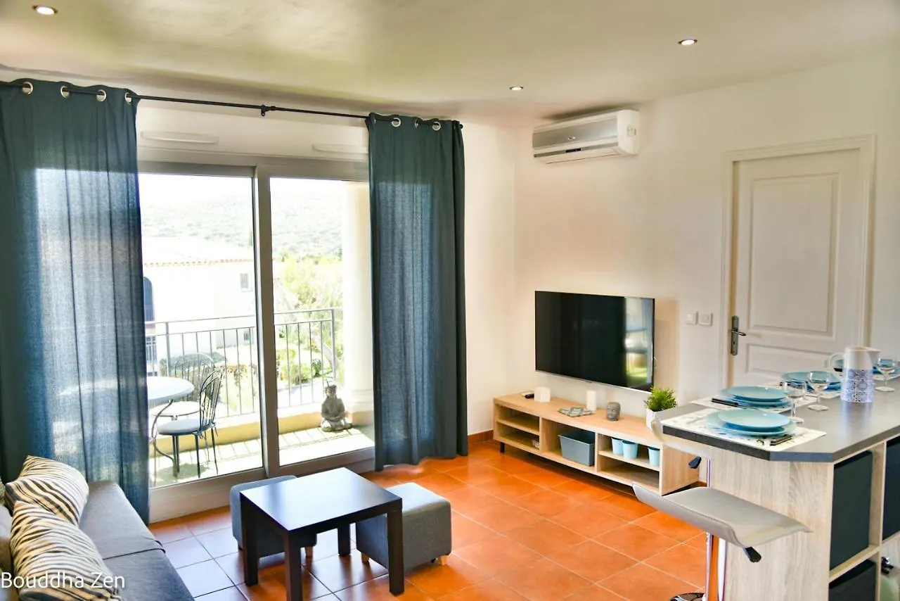 Appartements Mistretta 33 Bouddha Zen 34 Arts Appart 44 Ny City 0*, Sainte-Maxime